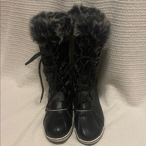 Dream Pairs Black Faux Fur Lace-Up Winter Boots